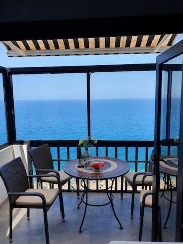 Very Romantic Seaview Apartment Patalavaca Mogan With Warm Pool ภายนอก รูปภาพ